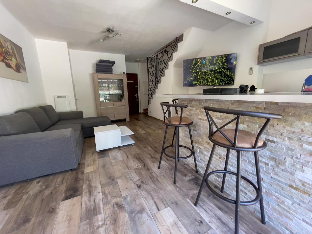 Appartement Maenat Borgo  Exterior foto